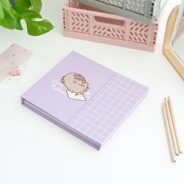 Planificador Semanal Pusheen con notas adhesivas